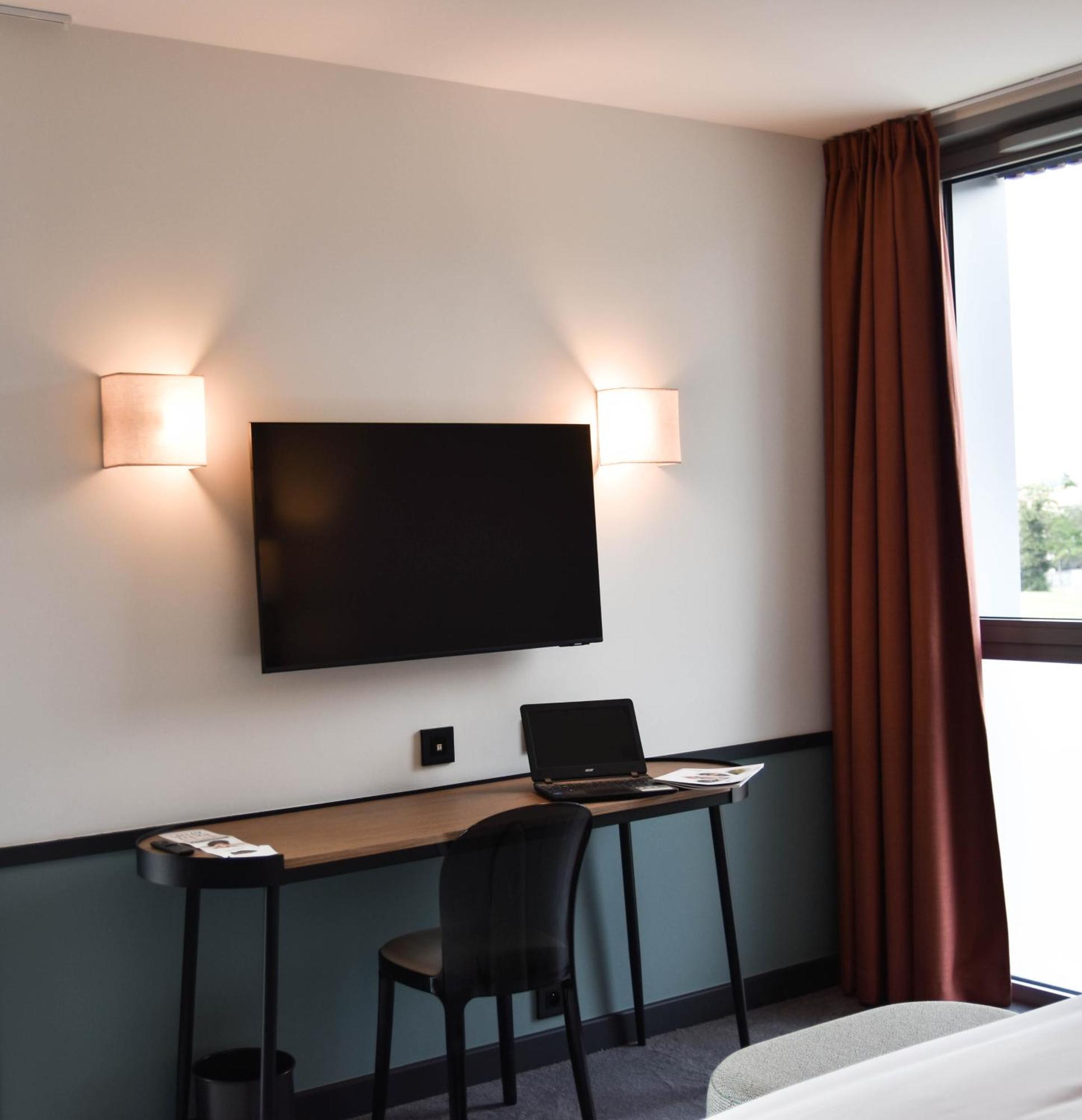 Mercure Batignolles