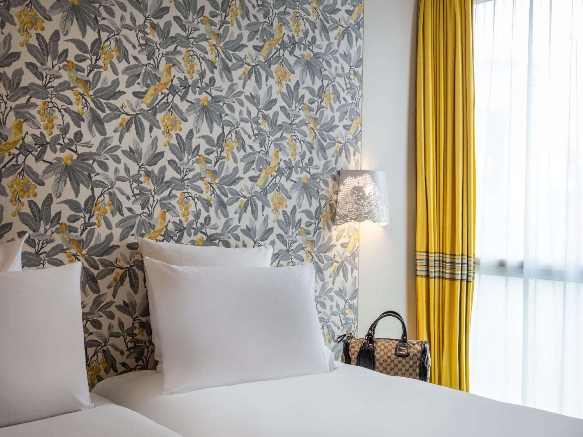 Hotel Mercure Batignolles